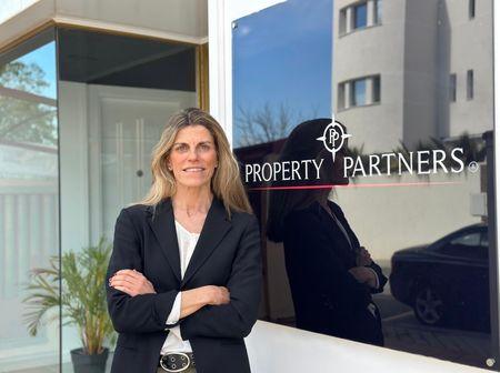 Begoña Elías Cremades | España